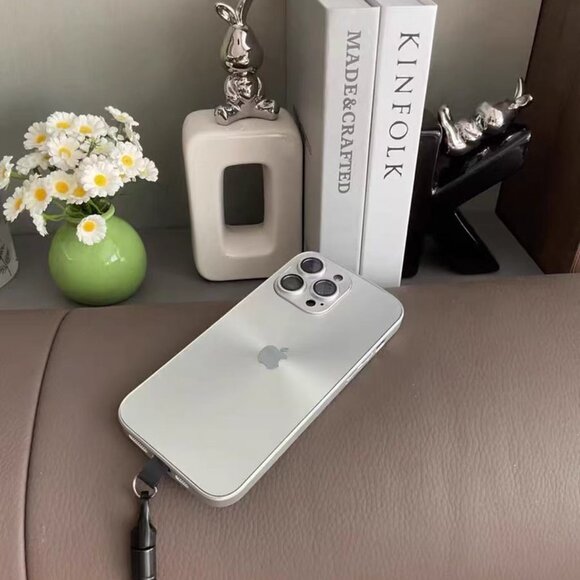 Cream iPhone16 Case - Picture 2 of 2